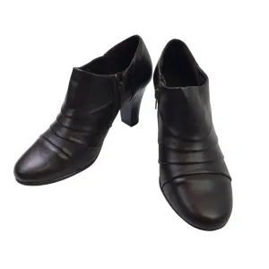 Aerosoles Vegan Leather Heeled Ankle Booties Size 9