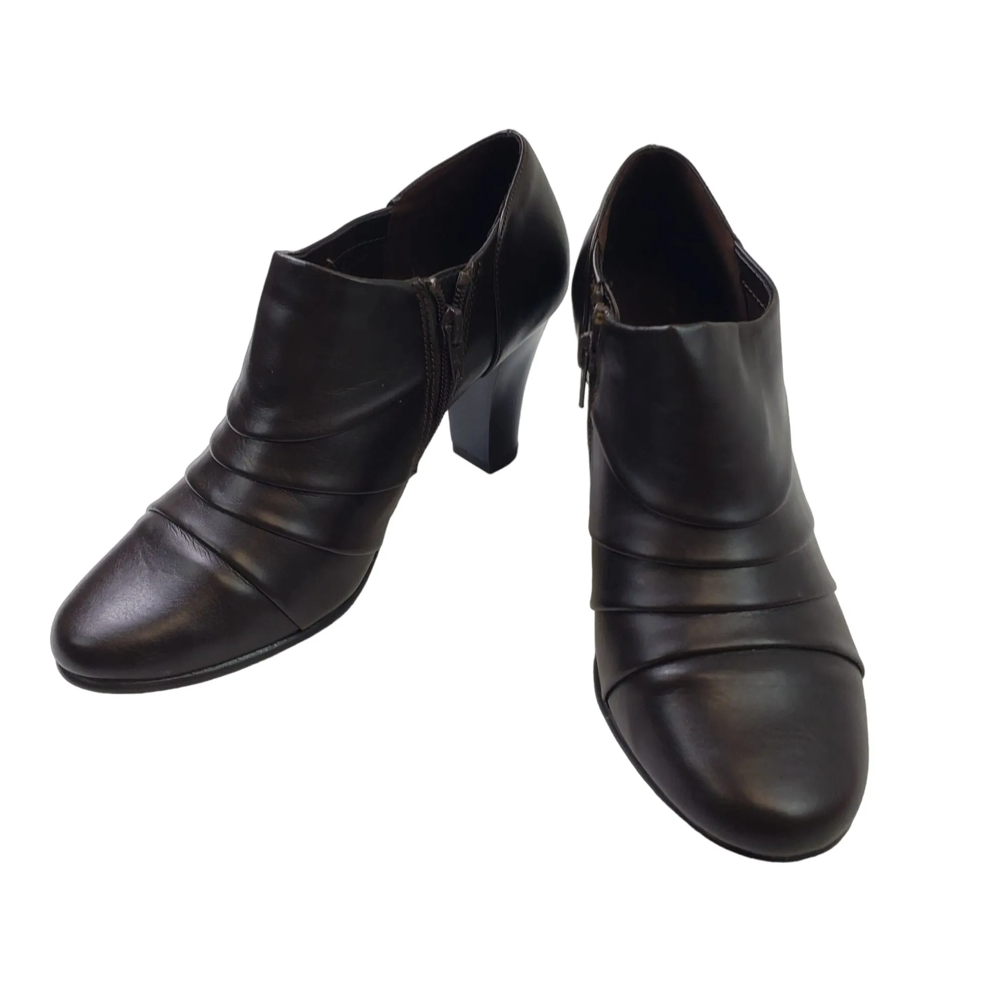 Aerosoles Vegan Leather Heeled Ankle Booties Size 9
