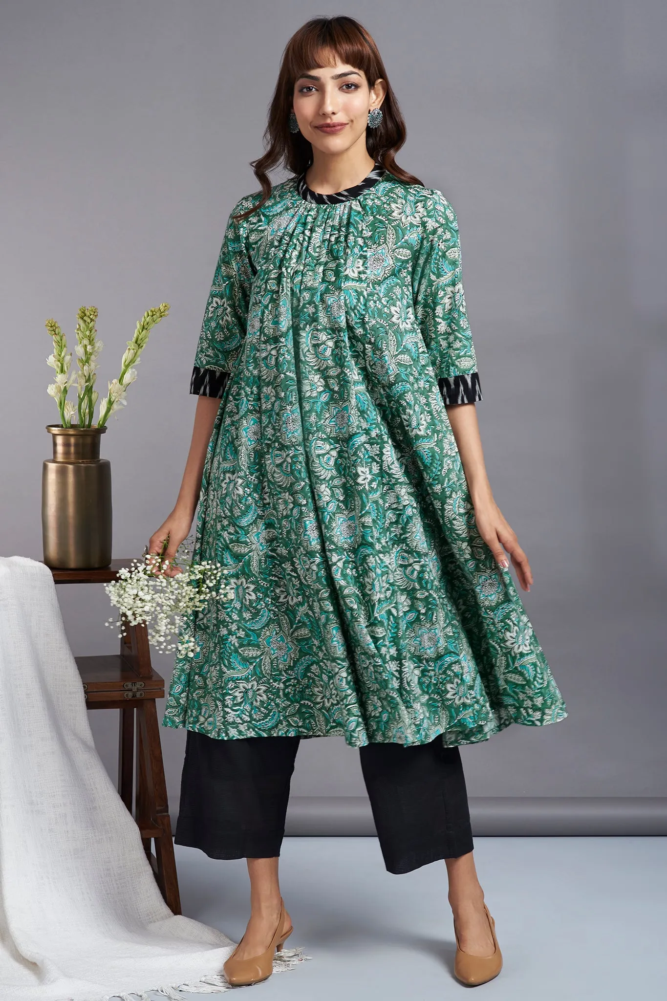 botanical twist - crew neck a-line gather dress