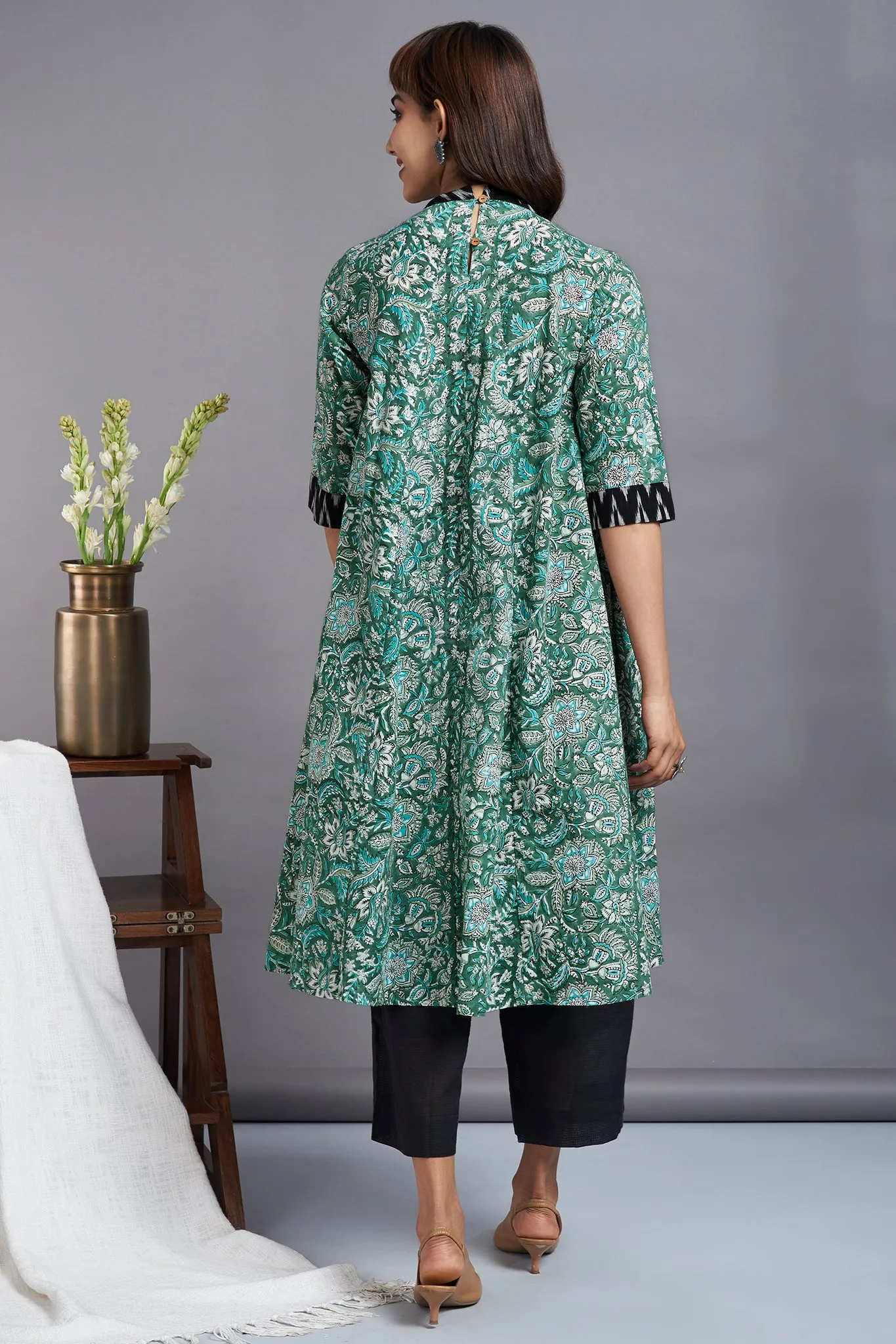 botanical twist - crew neck a-line gather dress