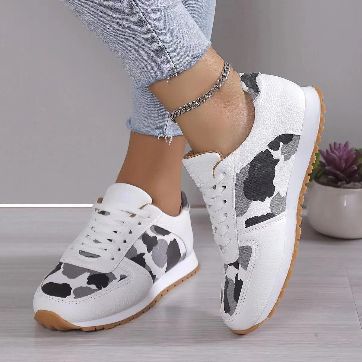 Calley PU Leather Athletic Shoes