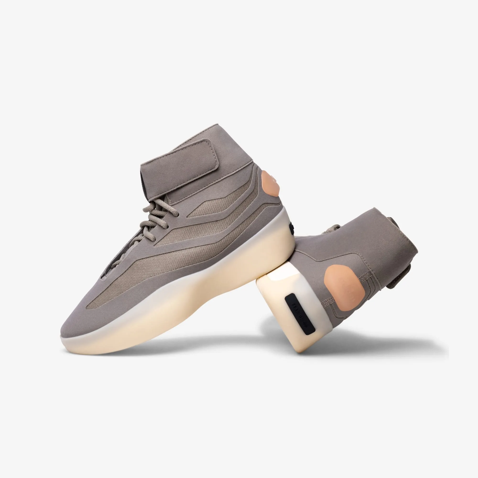 Fear of God Athletics II High Top Basketball Shoes Putty Beige / Putty Beige