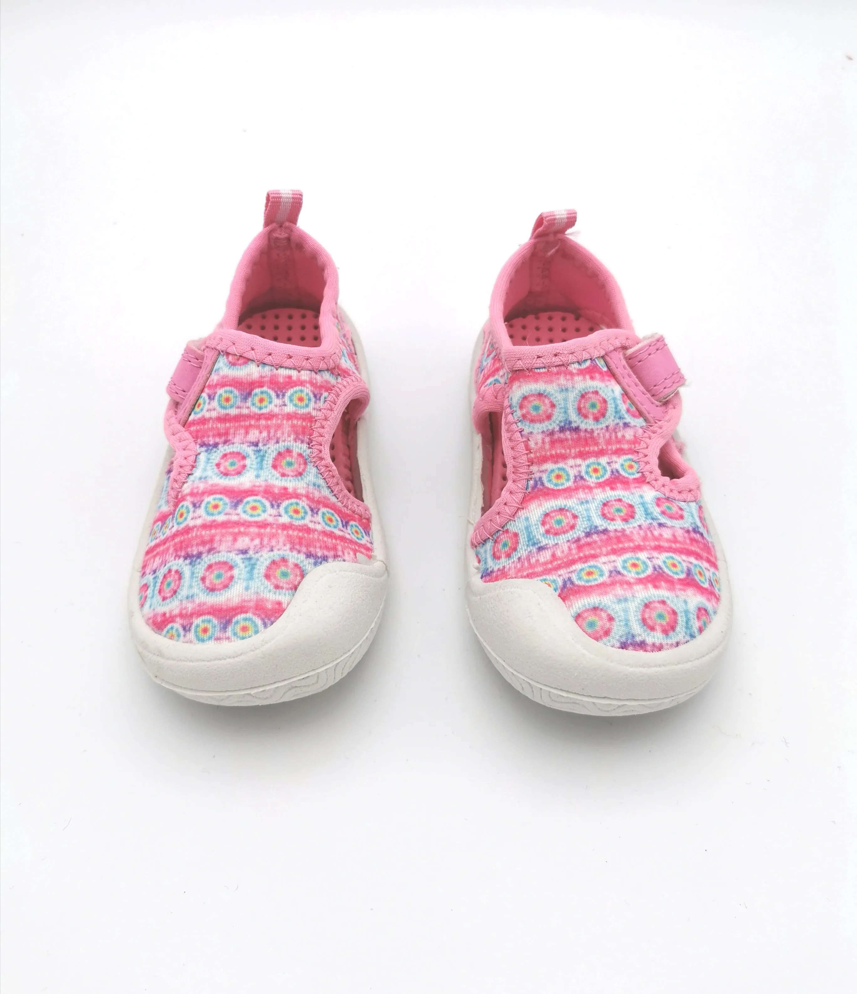 GIRL SIZE 5/6 TODDLER - WATER Shoes / Sandals EUC B12