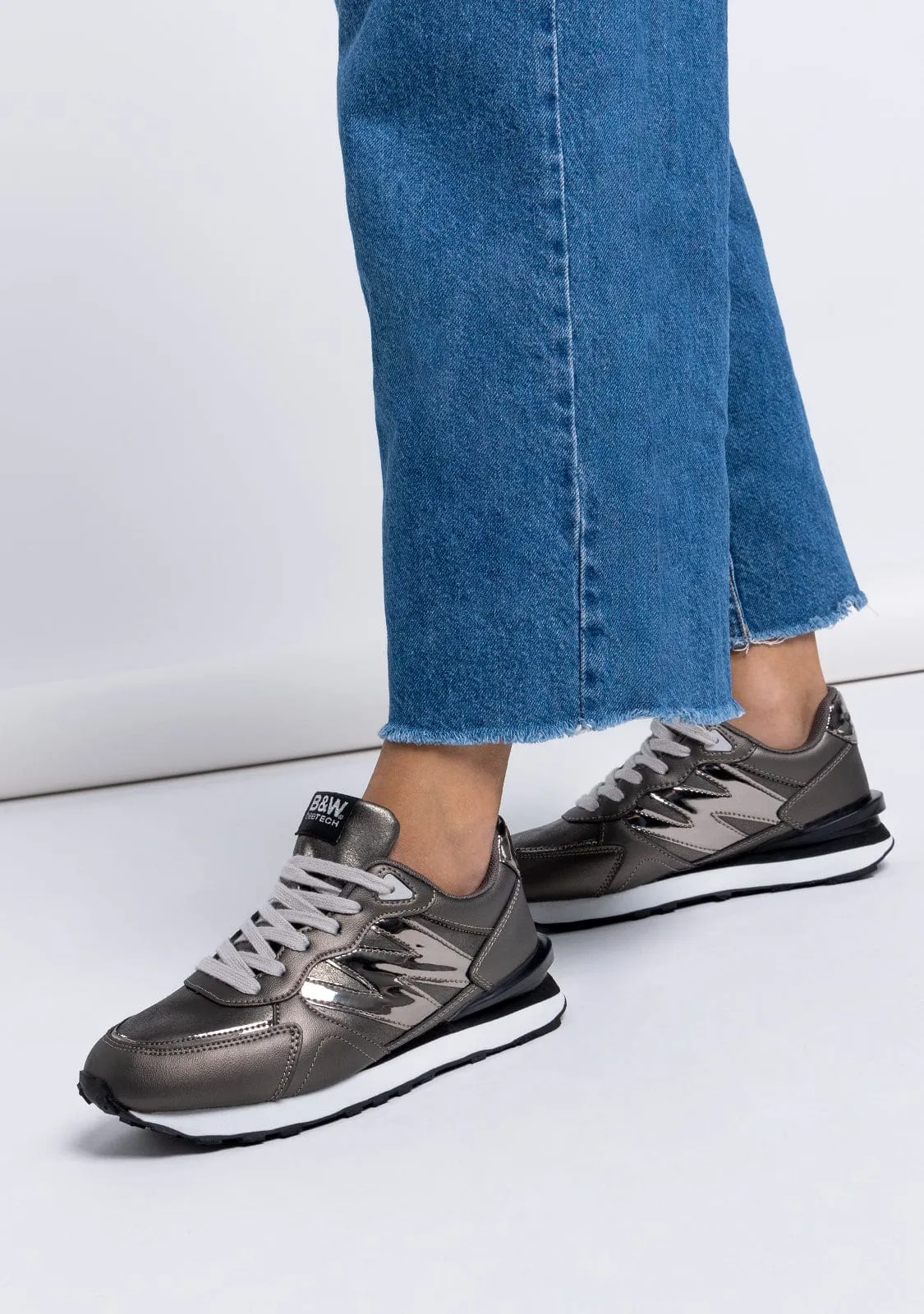 Lead Metallized Sneakers Napa