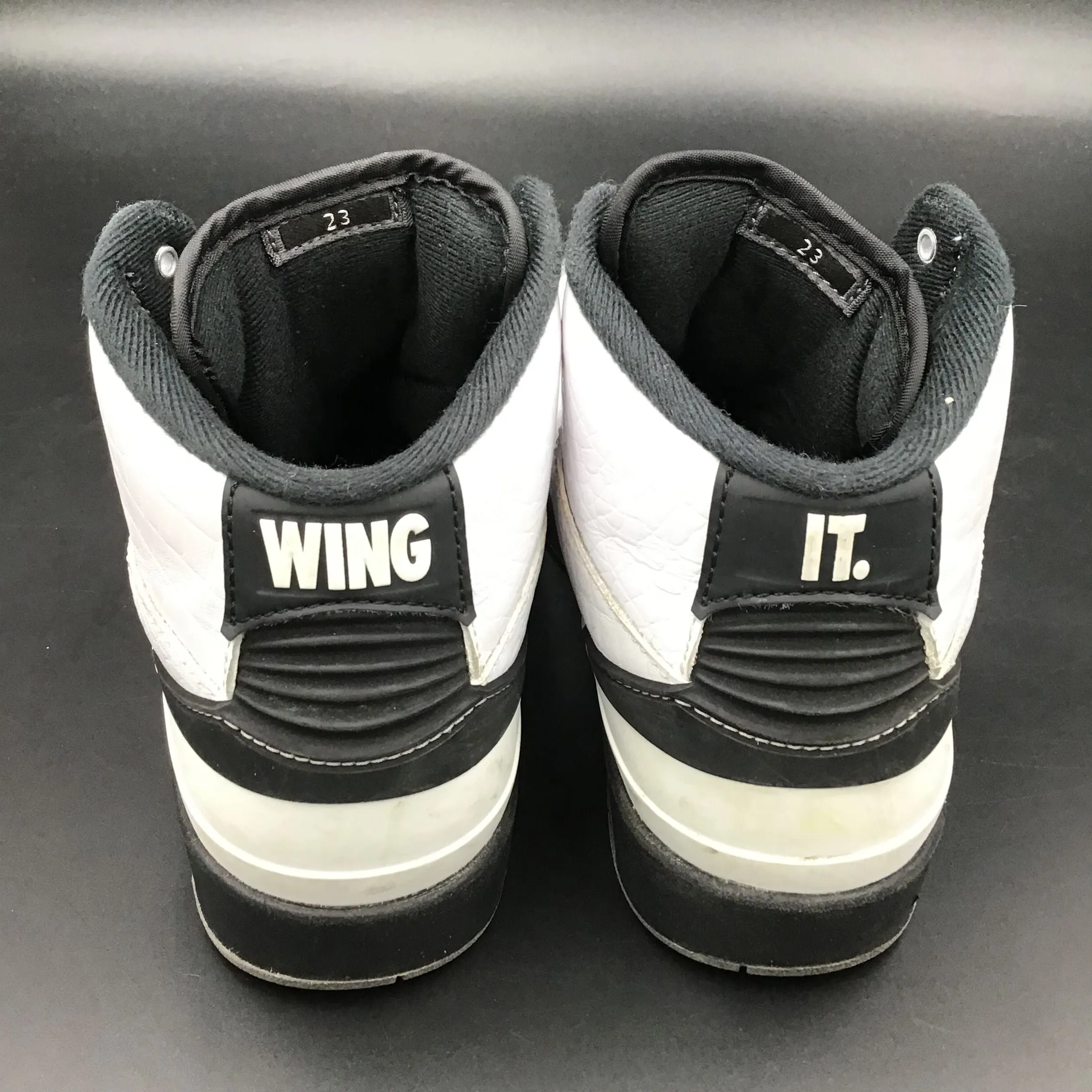 Nike Air Jordan 2 Boy's Retro 'Wing It' Sneakers-Size: 5.5Y ( COA)