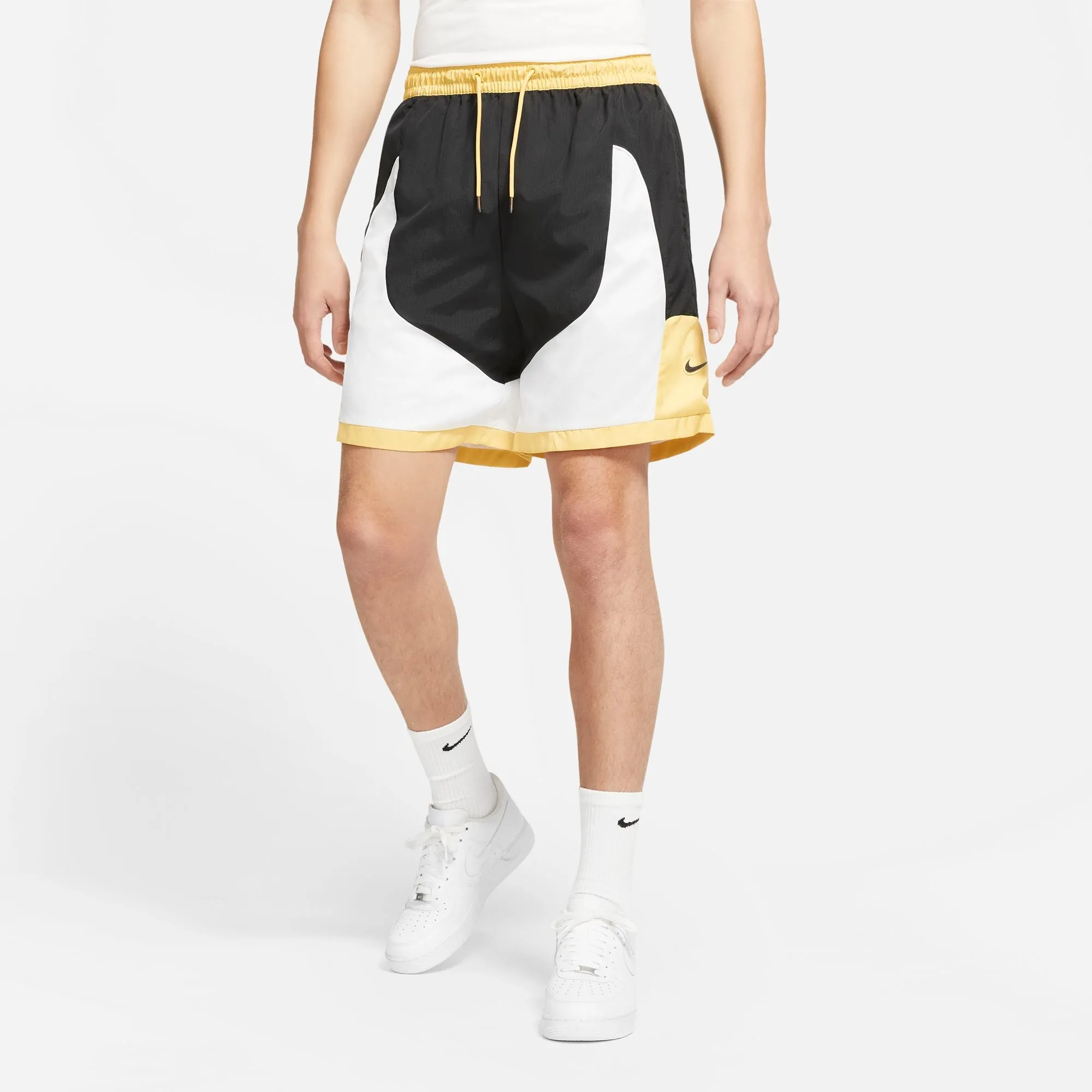 Nike Basketball Throwback Shorts - Black/White/Saturn Gold