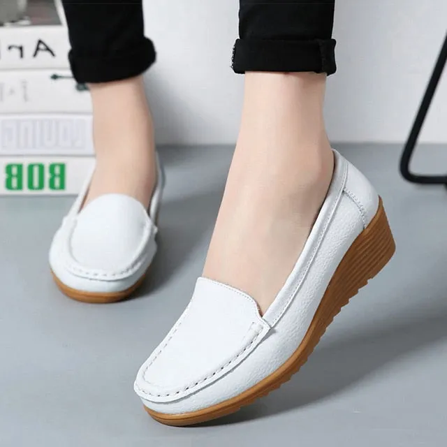 Women Soft Leather Loafers with Heels - Black Flats Moccasins Casual Zapatos Mujer Footwear