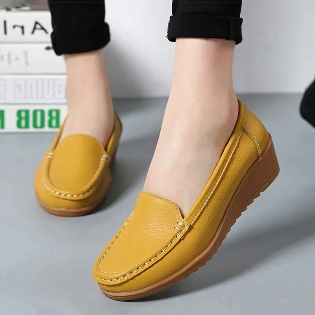Women Soft Leather Loafers with Heels - Black Flats Moccasins Casual Zapatos Mujer Footwear
