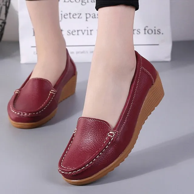 Women Soft Leather Loafers with Heels - Black Flats Moccasins Casual Zapatos Mujer Footwear