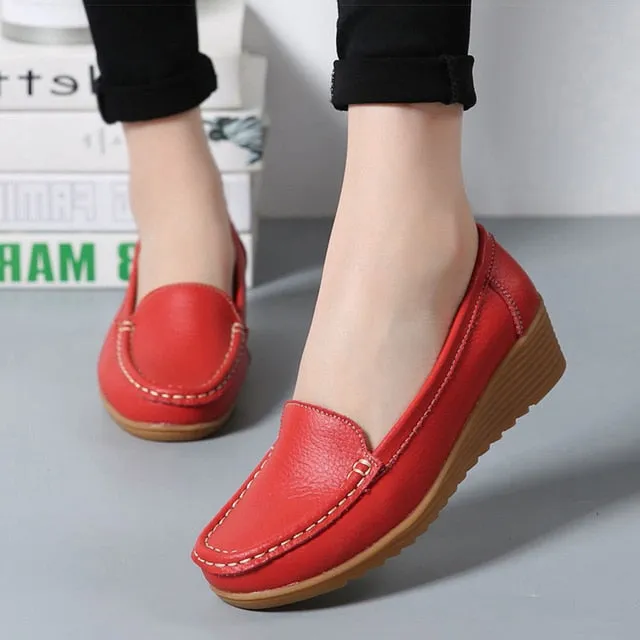 Women Soft Leather Loafers with Heels - Black Flats Moccasins Casual Zapatos Mujer Footwear